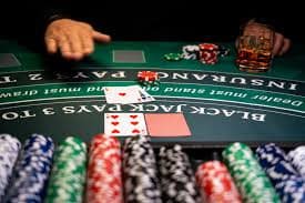 wazetoto web multi-game platform interface showing sportsbook, live tables, and slots