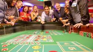 Free Bet Blackjack table layout showing double and split options